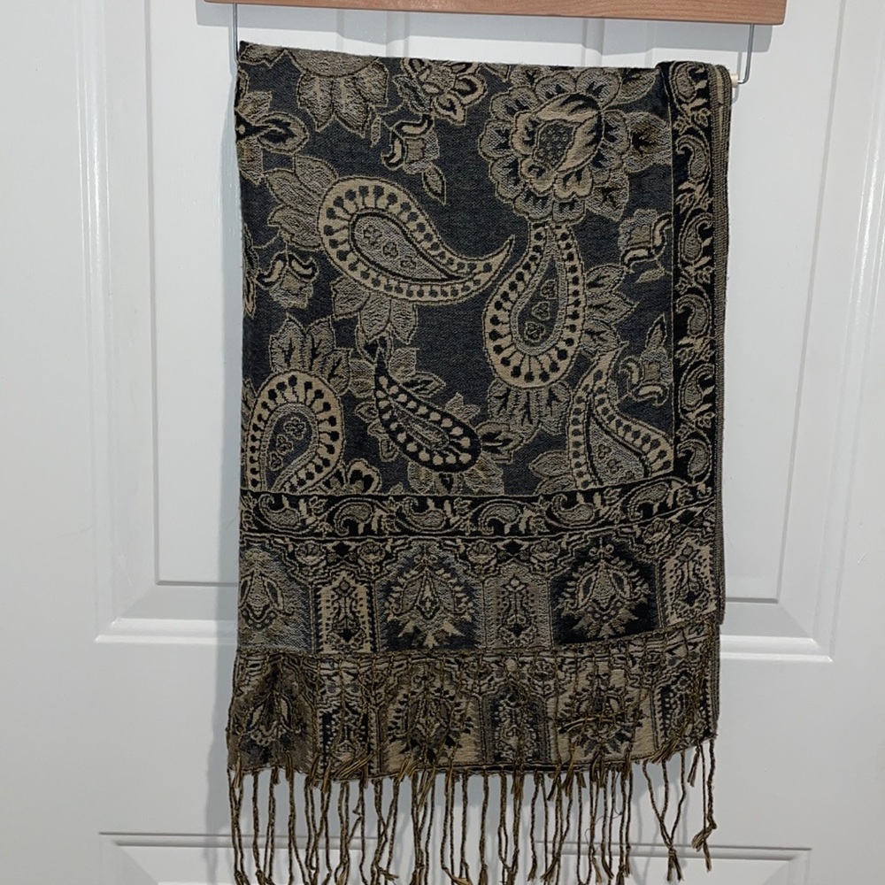 Large Pashmina Scarf